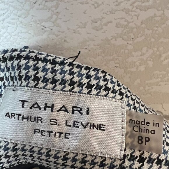 Tahari Arthur S. Levine Women's Zip Back Houndstooth Midi Pencil Skirt Size 8P - Picture 4 of 12